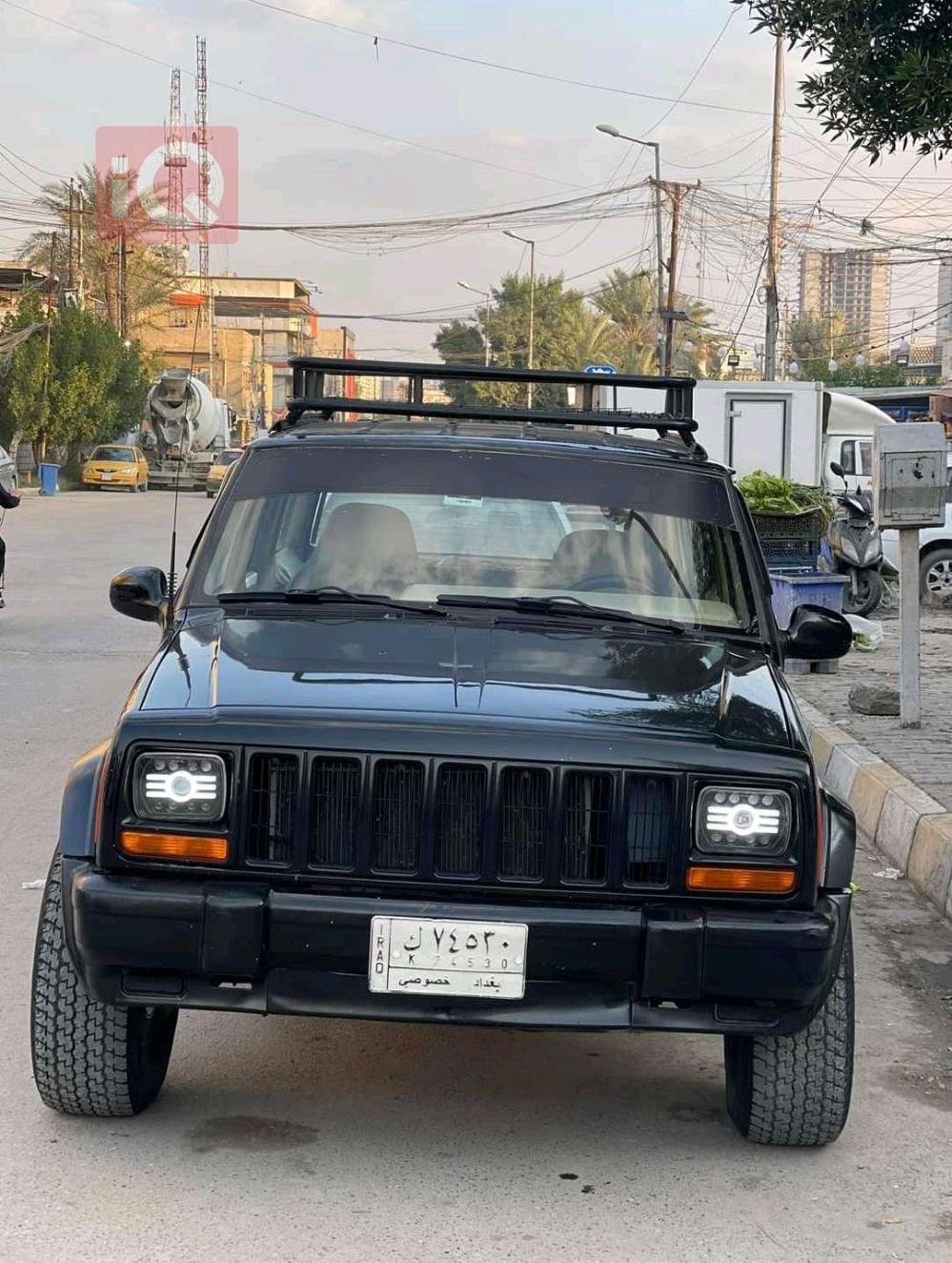 Jeep Cherokee